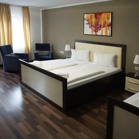 Garni Hotel